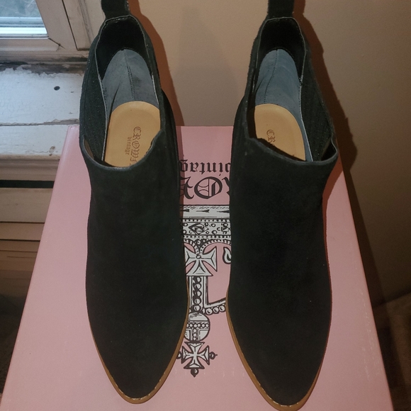 Booties - Picture 2 of 4